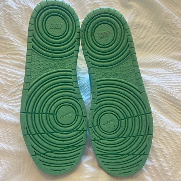 New turquoise Nike High Tops - Picture 6 of 8